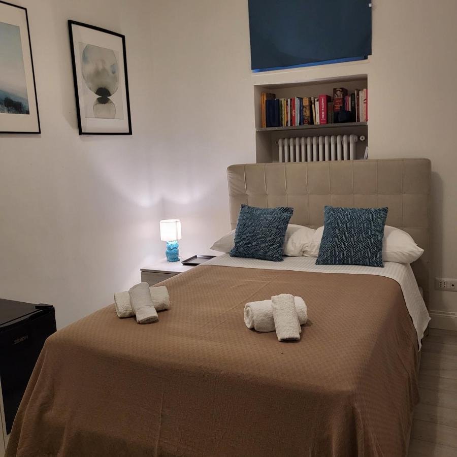Nel Salotto Di Napoli Hotel ภายนอก รูปภาพ